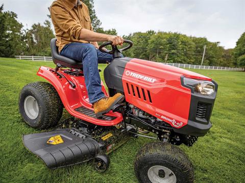 2024 TROY-Bilt Bronco 42 in. Briggs & Stratton 547 cc in Millerstown, Pennsylvania - Photo 3